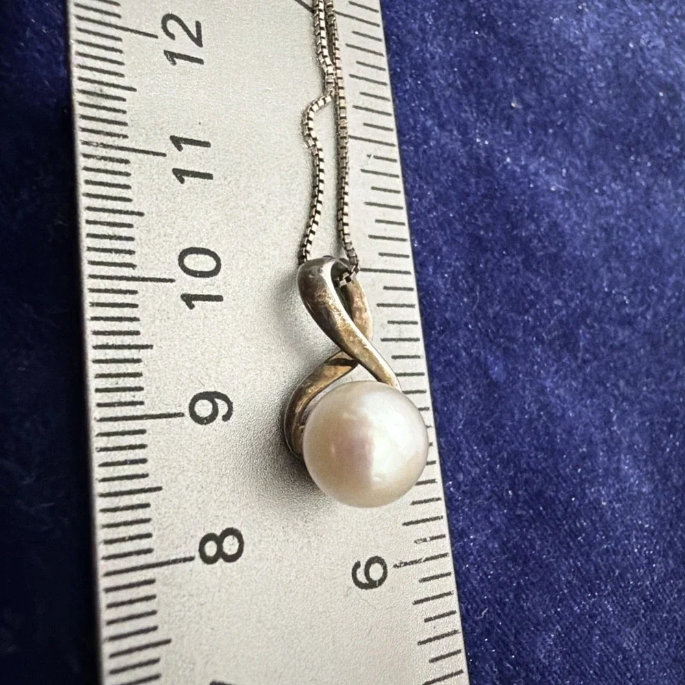 925 Italy Sterling Silver Box Chain Necklace w/ Genuine Freshwater Pearl Pendant